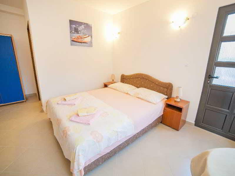 Apartments Harmony Utjeha Exterior foto
